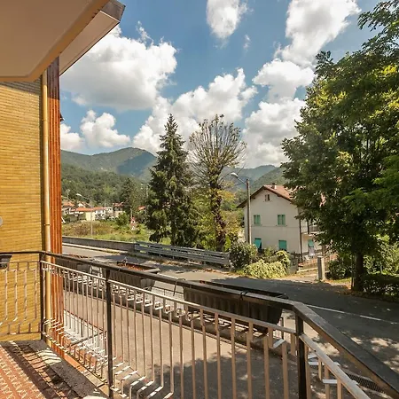 Homes In Genoa - Country Retreat * Valbravenna